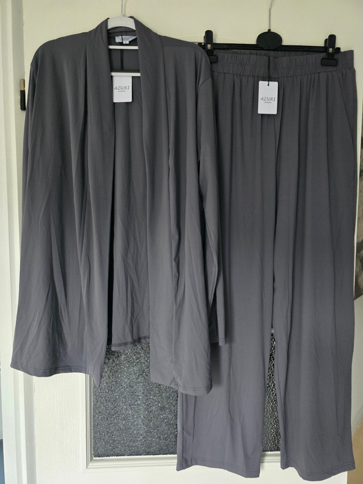 nieuw azuri travel pak grijs xl, Ophalen of Verzenden, Nieuw, Maat 46/48 (XL) of groter, Grijs