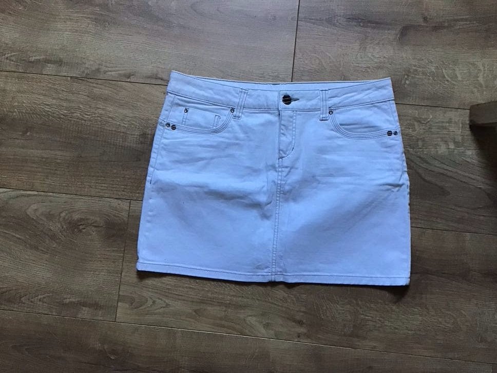Witte Yessica mini rok - Maat 42, Wit, Maat 42/44 (L), Ophalen of Verzenden, Zo goed als nieuw