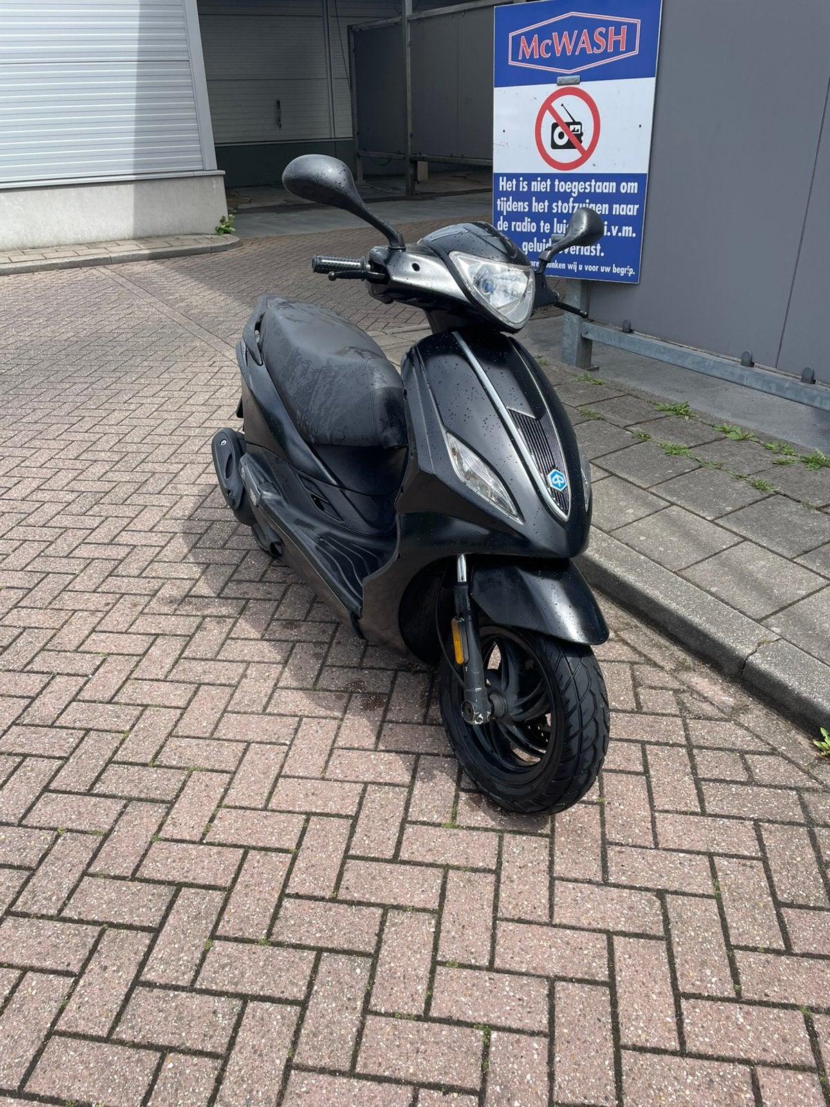 Piaggio New Fly 2017, Ophalen, Piaggio, Zo goed als nieuw, Benzine