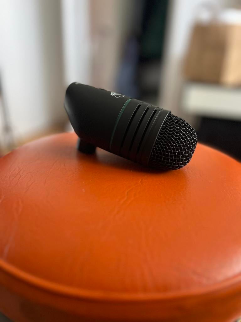 AKG D3600 vintage mic, Muziek en Instrumenten, Microfoons, Ophalen of Verzenden, Zo goed als nieuw, Studiomicrofoon