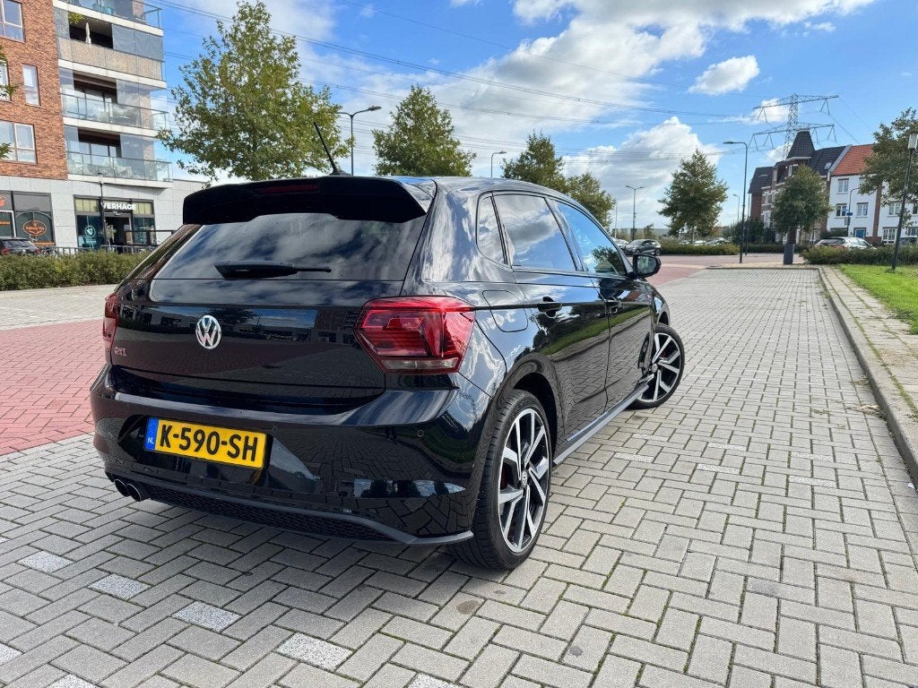 Volkswagen Polo 2.0 TSI 200pk 6-DSG 2018 VIRTUAL DASH, Stof, 4 cilinders, 1984 cc, Zwart