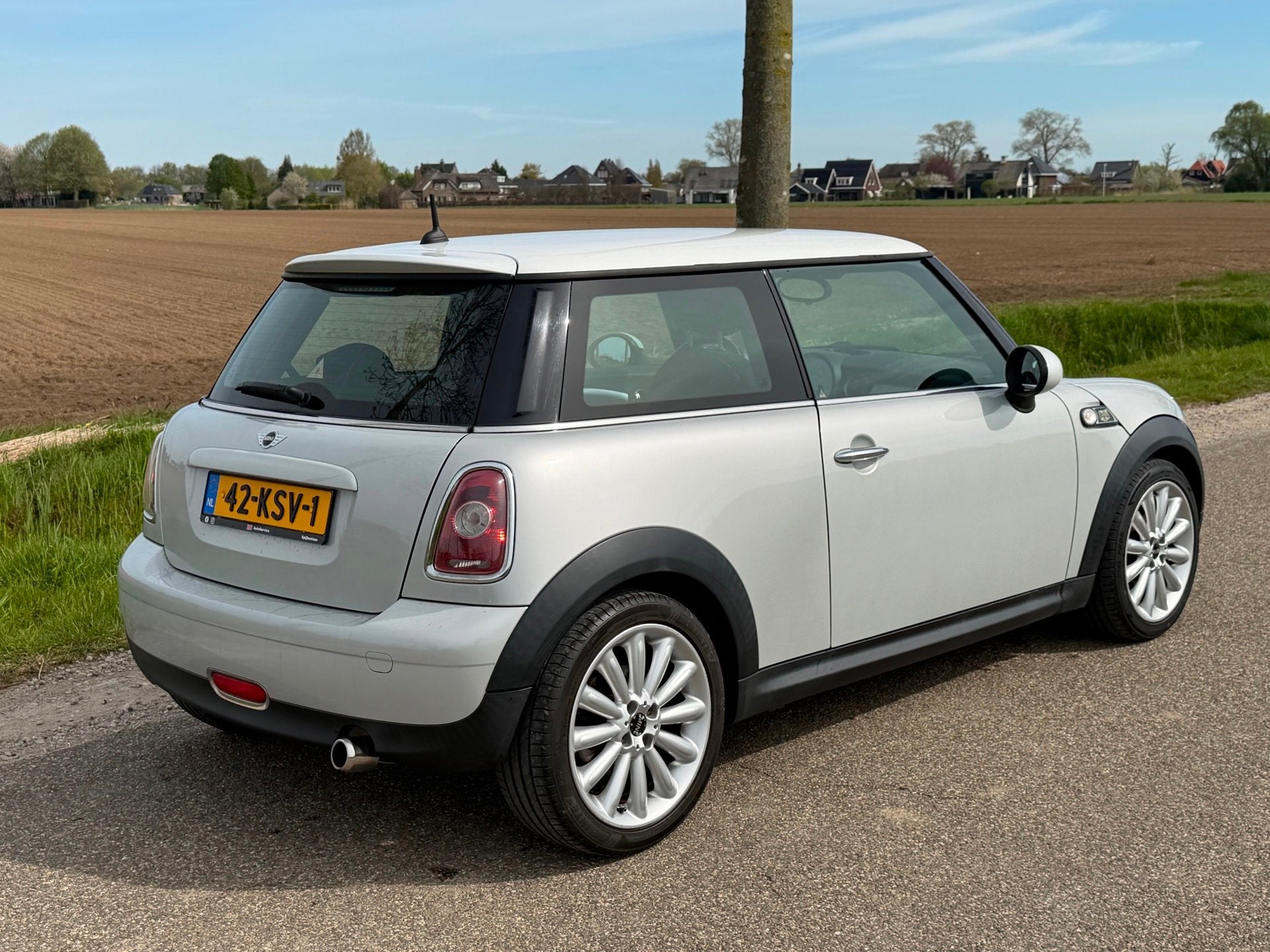 Mini Mini 1.6 Cooper Camden APK 11-2026 Airco NAP Nette staa, Voorwielaandrijving, Stof, Gebruikt, Zwart