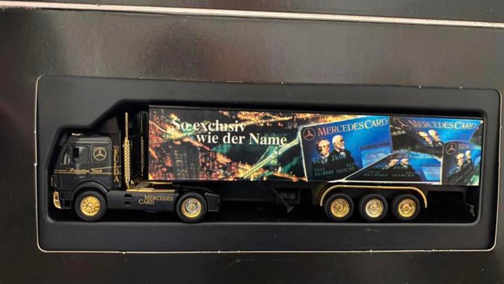 Special edition Mercedes-card promotion truck, Ophalen of Verzenden, Nieuw, Bus of Vrachtwagen, MiniChamps