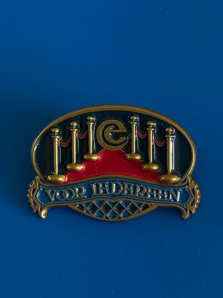 Efteling pin 'Voor Iedereen' - Zeldzaam verzamelobject, Ophalen of Verzenden, Zo goed als nieuw, Button of Speldje
