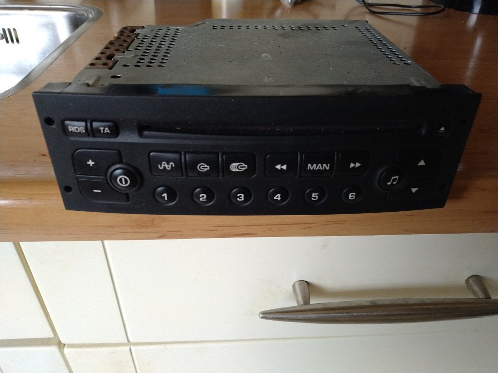 Originele Autoradio voor Peugeot 206/206cc, Ophalen of Verzenden, Gebruikt