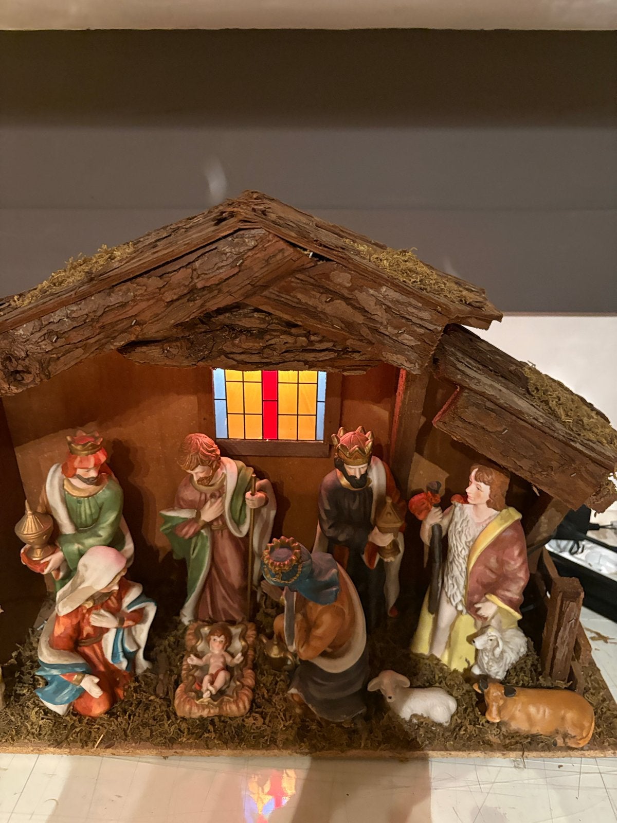 Kerst stal, Diversen, Ophalen