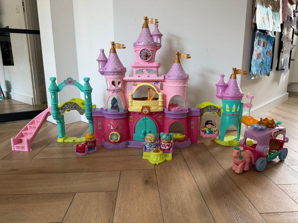 Vtech Vrolijke vriendjes kasteel, Kinderen en Baby's, Speelgoed | Vtech, Ophalen, Gebruikt, 2 tot 4 jaar