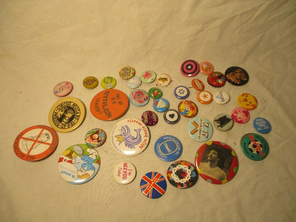 verzameling buttons, Ophalen of Verzenden, Gebruikt