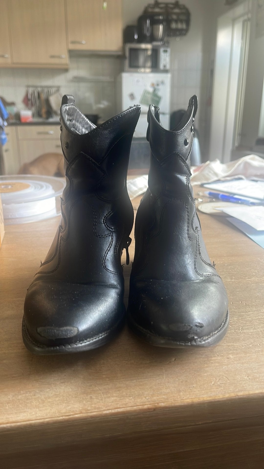 Zwarte cowboylaarzen maat 37, Kleding | Dames, Schoenen, Ophalen of Verzenden, Gedragen, Zwart, Lage of Enkellaarzen