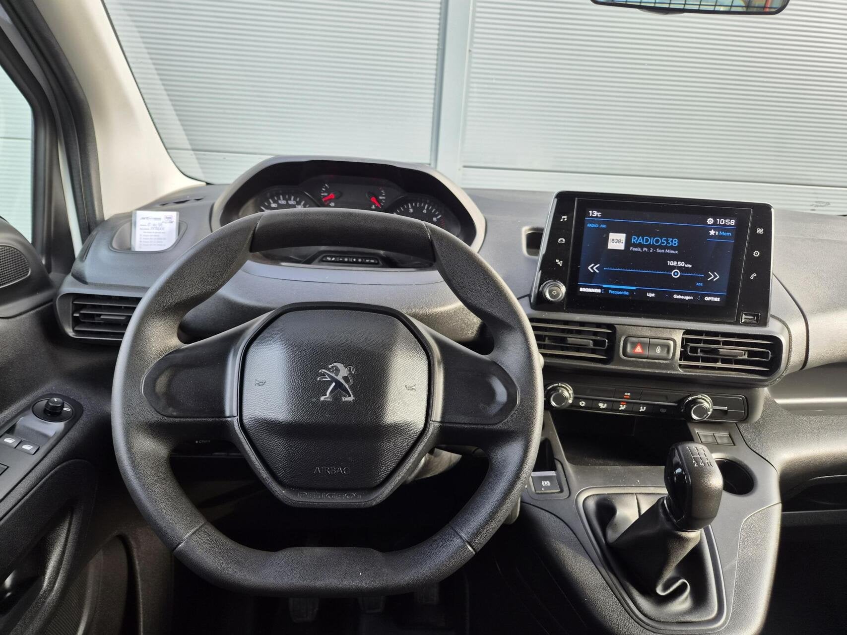 Peugeot Partner 1.5 BlueHDI Airco Cruise Navi 2x-schuifd, Gebruikt, 4 cilinders, Wit, Origineel Nederlands