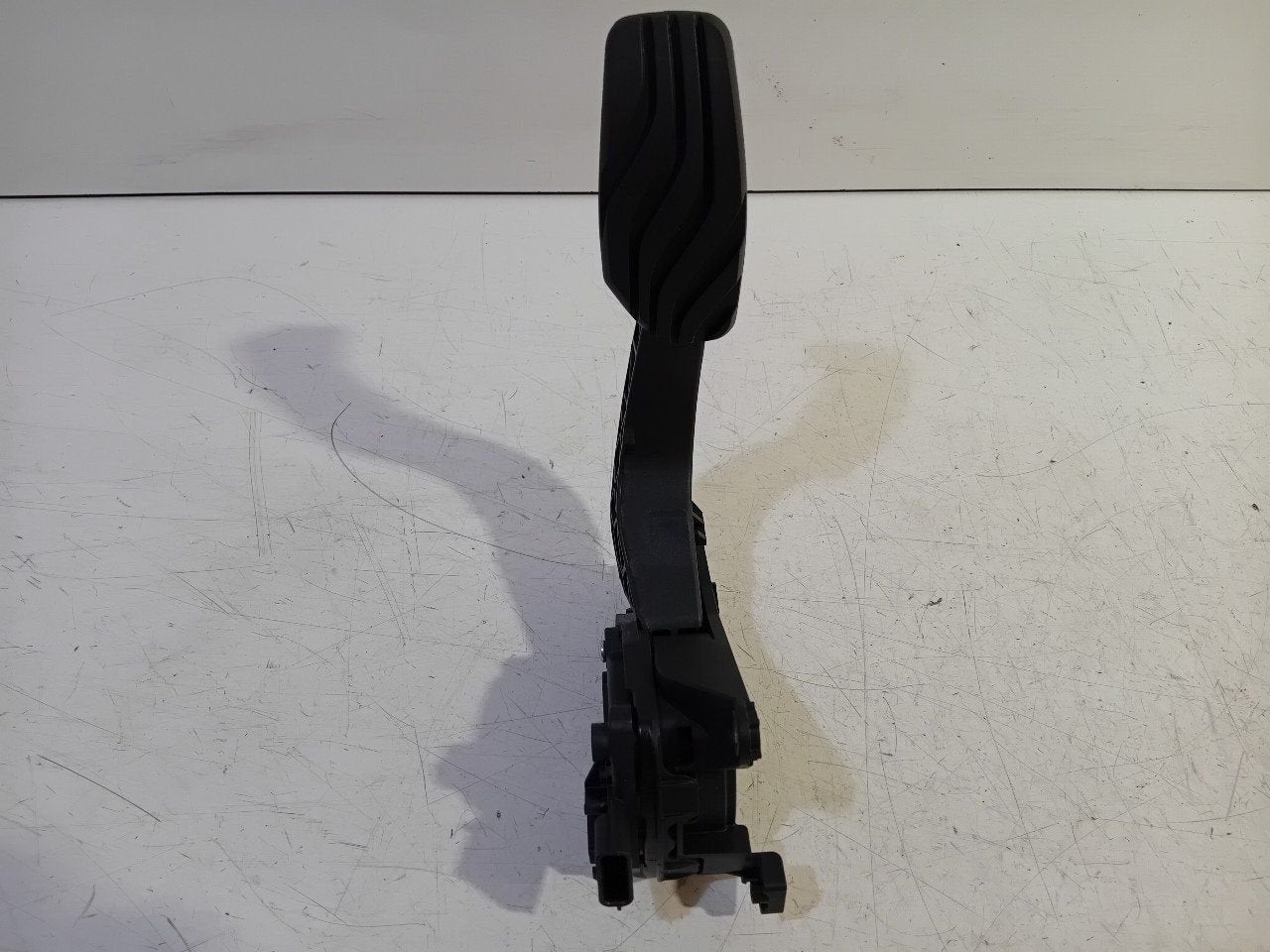 Gaspedaal Renault Arkana, Auto-onderdelen, Onderdelen@venauto.nl, Van der Ven Autorecycling B.V., Gebruikt, Ettenseweg 76, 4706 PB Roosendaal, The Netherlands