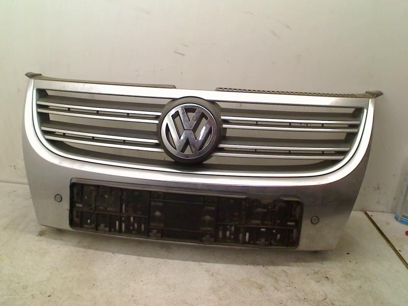 Grille R-Line mat chrome Touran (1T1/T2) 2010, Auto-onderdelen, Gebruikt, Volkswagen, Volkswagen AG, Kundenbetreuung@volkswagen.de