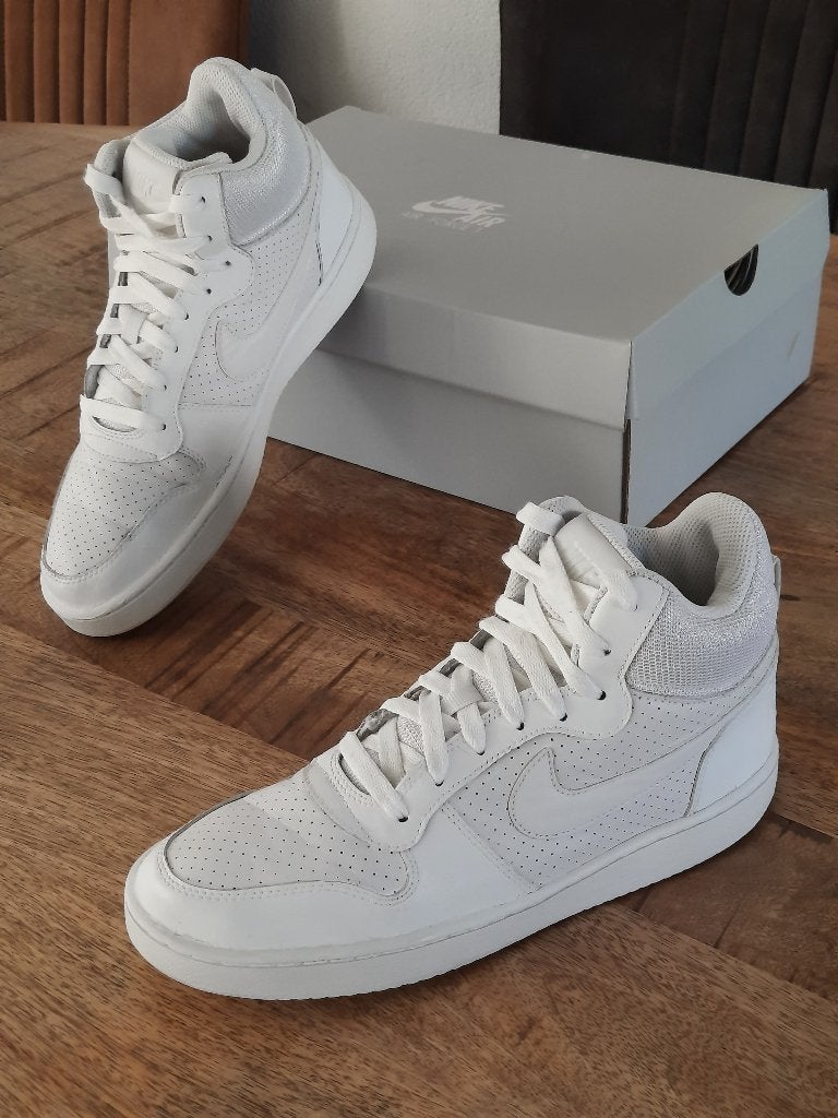 Nike Court Borough Mid - Mt 40,5 - Wit - In perfecte staat, Kleding | Heren, Wit, Nike, Ophalen of Verzenden, Sneakers of Gympen
