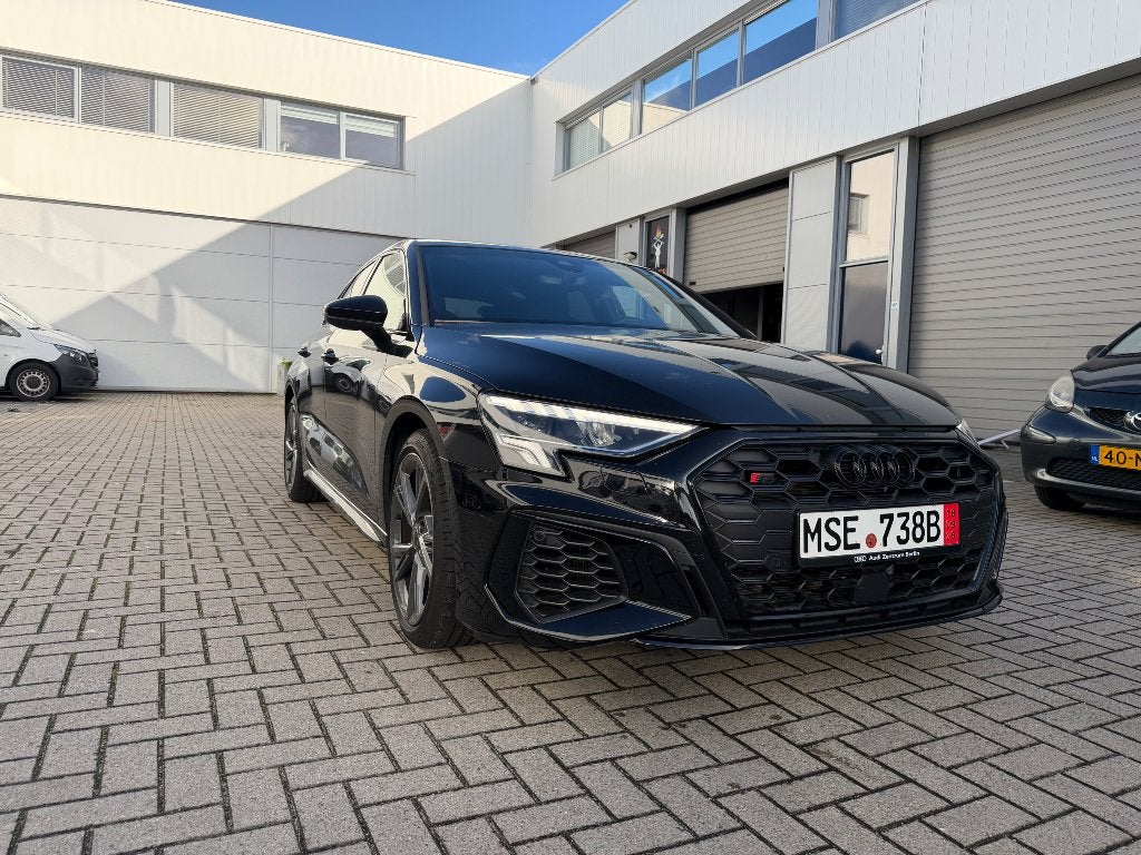 Audi S3 Sportback 2.0 TFSI quattro 310PK | BLACK OPTIC, Auto's, Automaat, 4 cilinders, 1984 cc, 0 kg