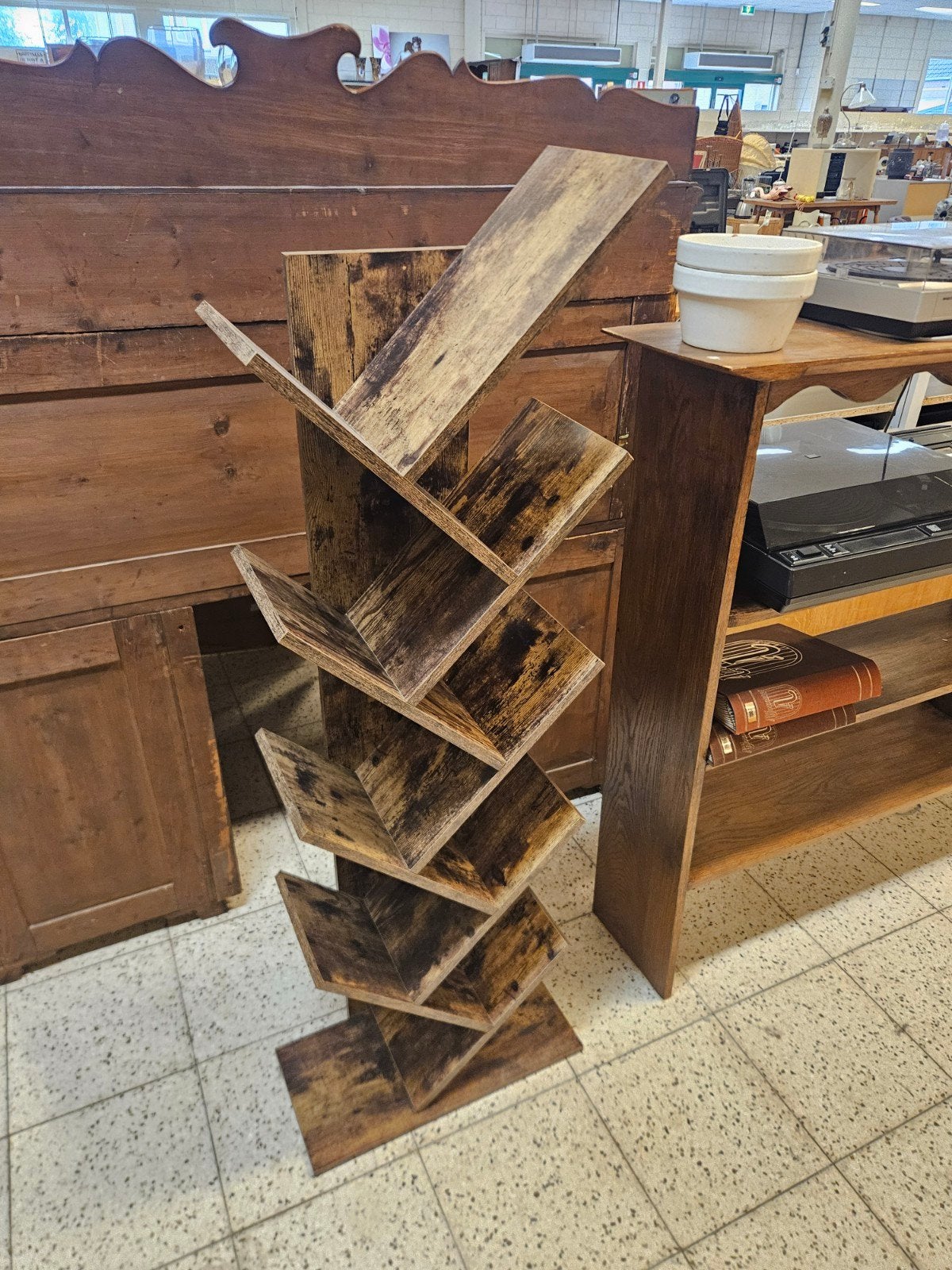 Unieke Boekenboom Boekenkast - Rustiek Hout, Ophalen, Met plank(en), Minder dan 50 cm, Gebruikt