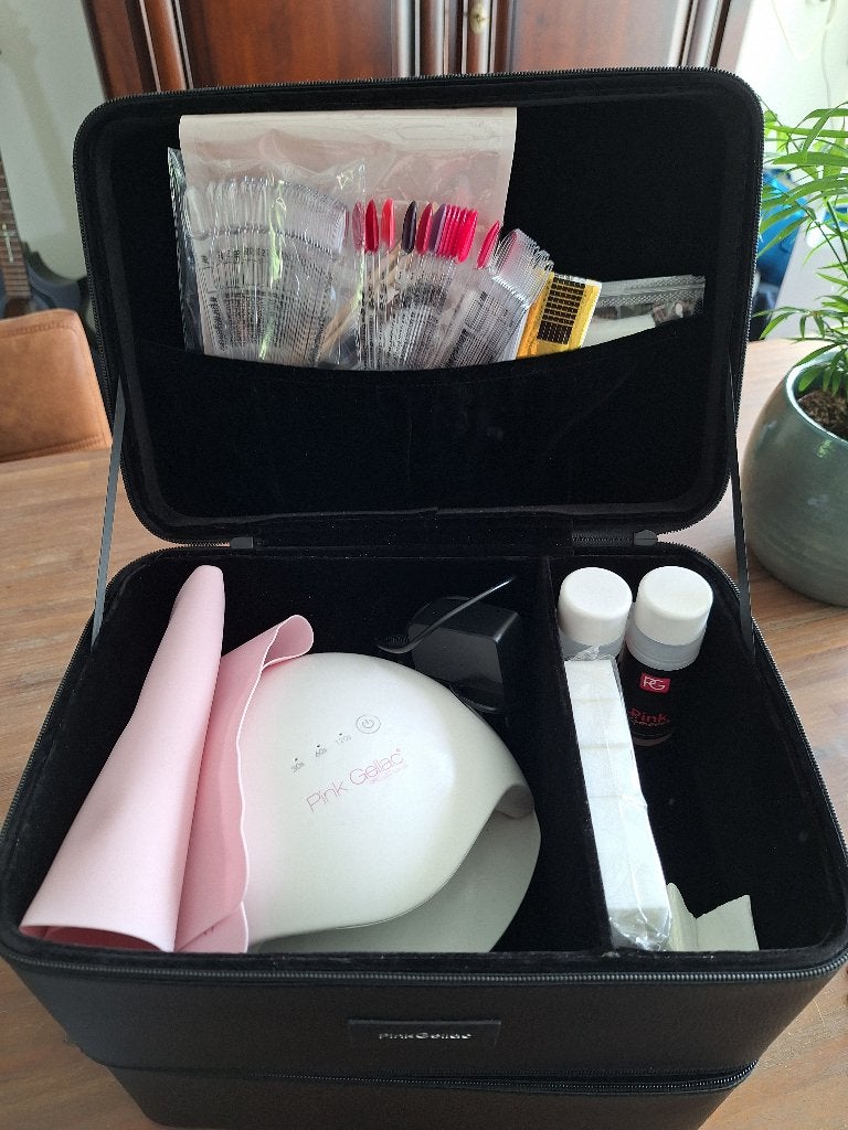 Complete, prachtige set PinkGellac inclusief tas, vijl etc., Ophalen, Gebruikt, Overige kleuren, Handen en Nagels