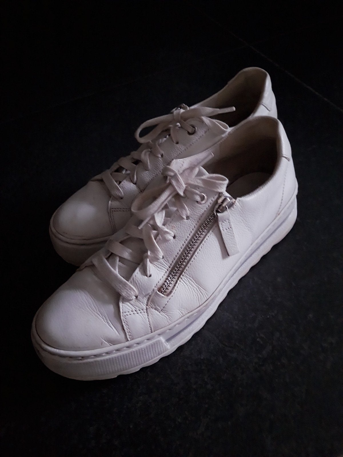 Witte dames sneakers maat 40 - Gabor, Ophalen of Verzenden, Gedragen, Wit, Sneakers of Gympen