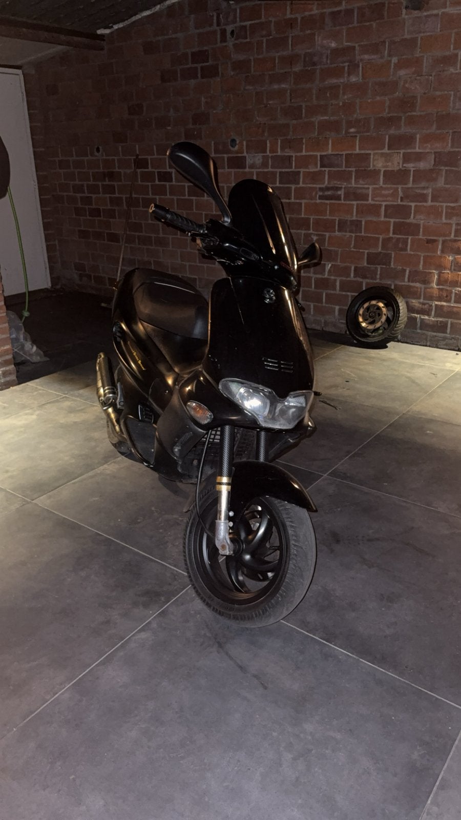 Gilera runner 70cc SD, Fietsen en Brommers, Scooters | Piaggio, Ophalen of Verzenden, Zo goed als nieuw, Tweetakt, Overige modellen