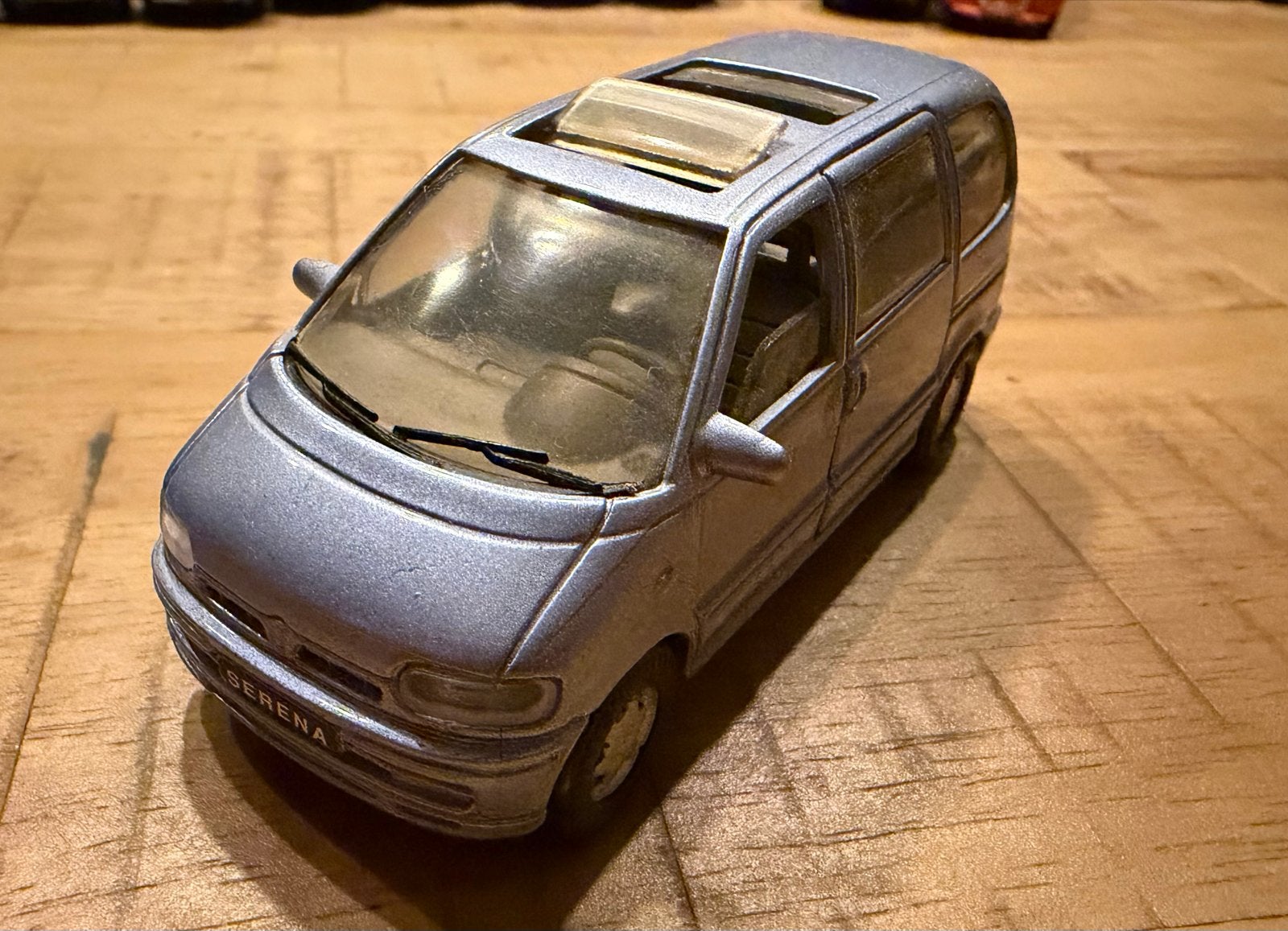 Nissan Serena 1:43 ARC Models Limited Edition #403, Hobby en Vrije tijd, Ophalen of Verzenden, Zo goed als nieuw, Auto, Overige merken