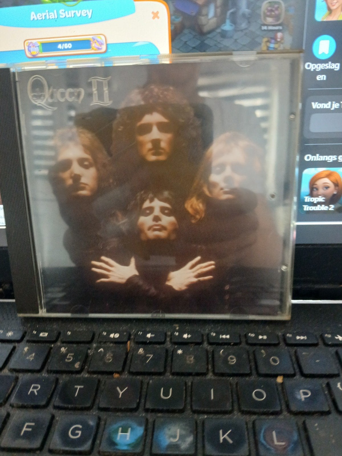 Queen - Queen II (CD, 1974), Ophalen of Verzenden, Zo goed als nieuw, Hard Rock