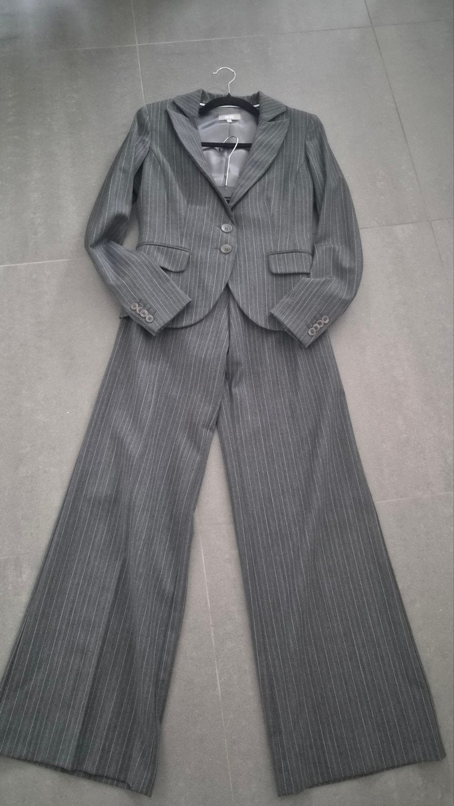 WE Krijtstreep Colbert + Pantalon (Maat 38), Kleding | Dames, Jasjes, Kostuums en Pakken, Maat 38/40 (M), Kostuum of Pak, WE, Ophalen of Verzenden