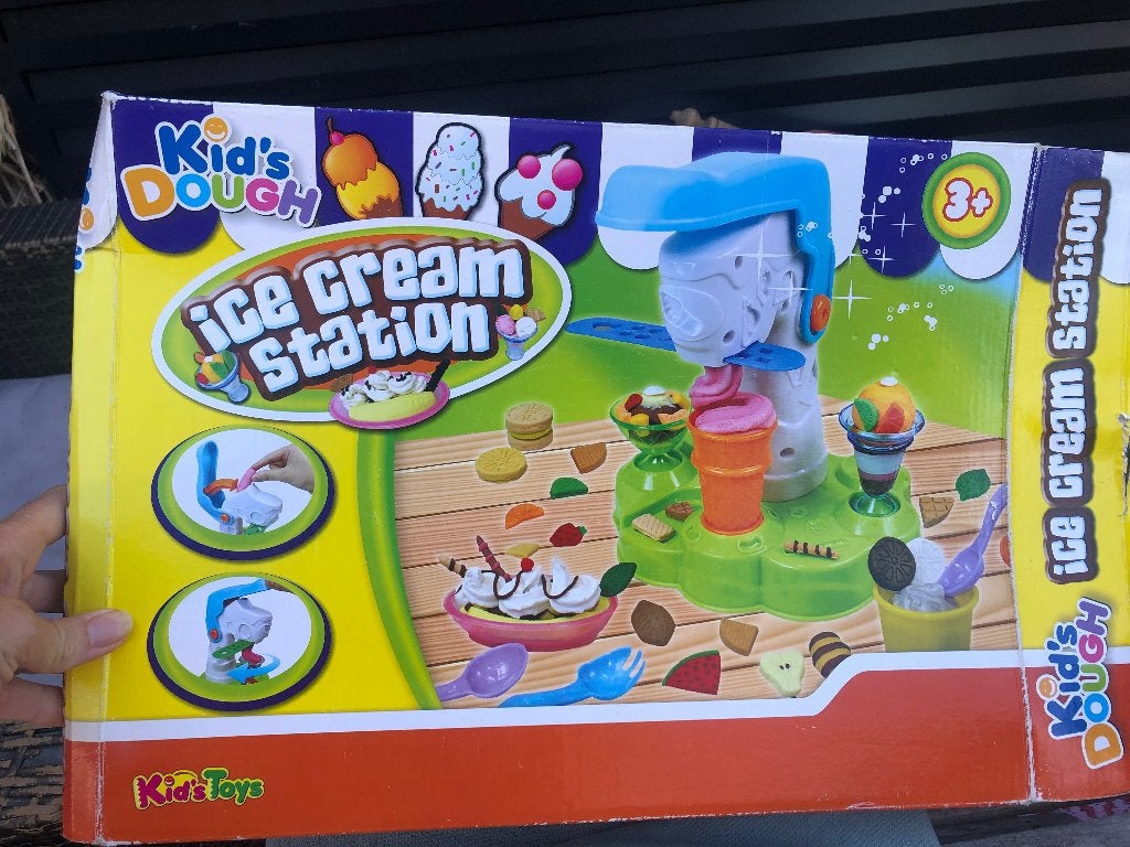 Ijsjes winkel set Play doh, Ophalen of Verzenden, Gebruikt, Knutselen