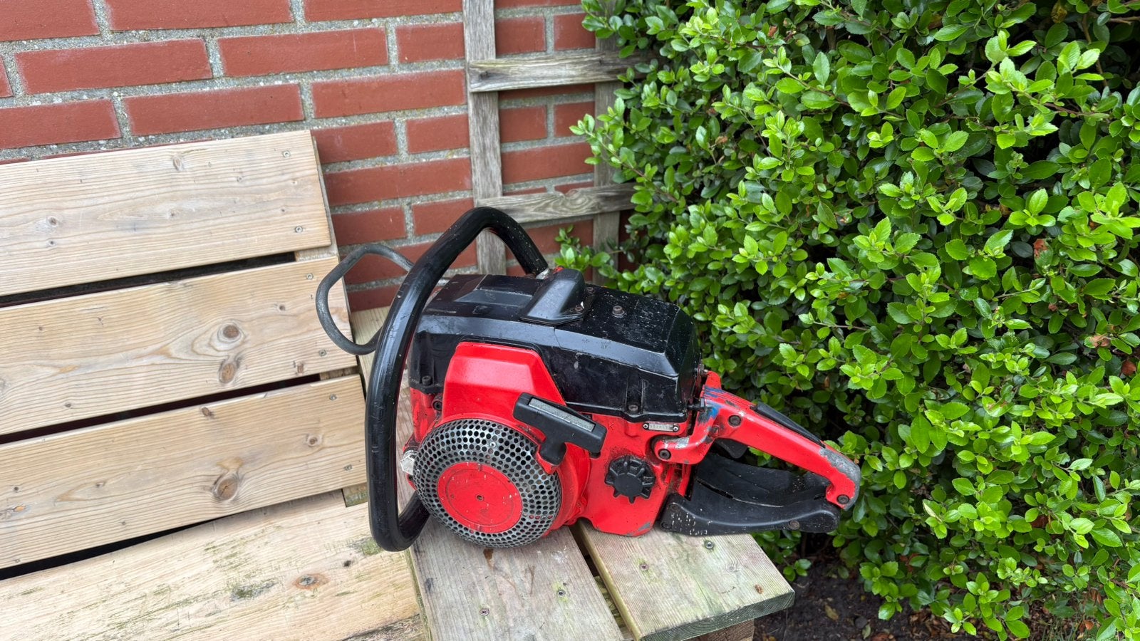 Dikke Jonsered kettingzaag opknapper. Vermoedelijk een 70E, Ophalen of Verzenden, Gebruikt