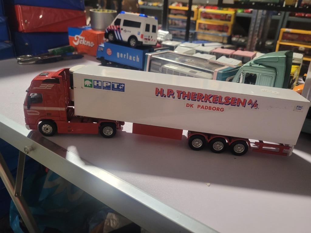 Volvo h.p.therkelsen, Lion, Ophalen of Verzenden, Zo goed als nieuw, Lion