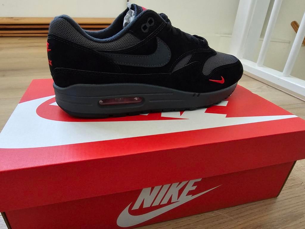 Nike Air Max 1 Bred 42 DS Nieuw, Zwart, Nike, Nieuw, Ophalen of Verzenden