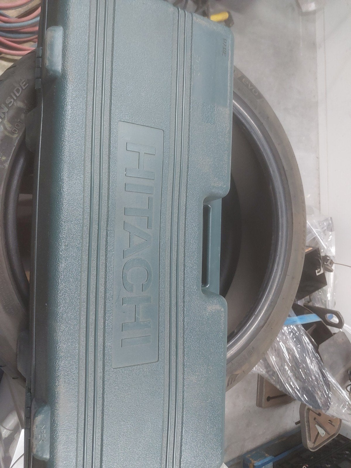 Hitachi CR 13V2 Reciprozaag in koffer, Gebruikt, 70 mm of meer, 600 tot 1200 watt, Ophalen of Verzenden