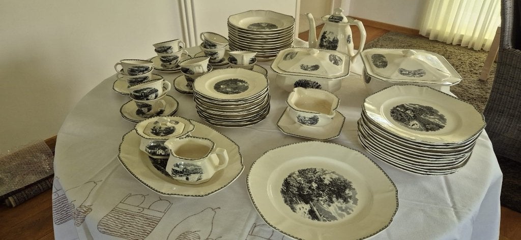 56 delig antiek servies Societe Ceramique Maastricht, Antiek en Kunst, Ophalen