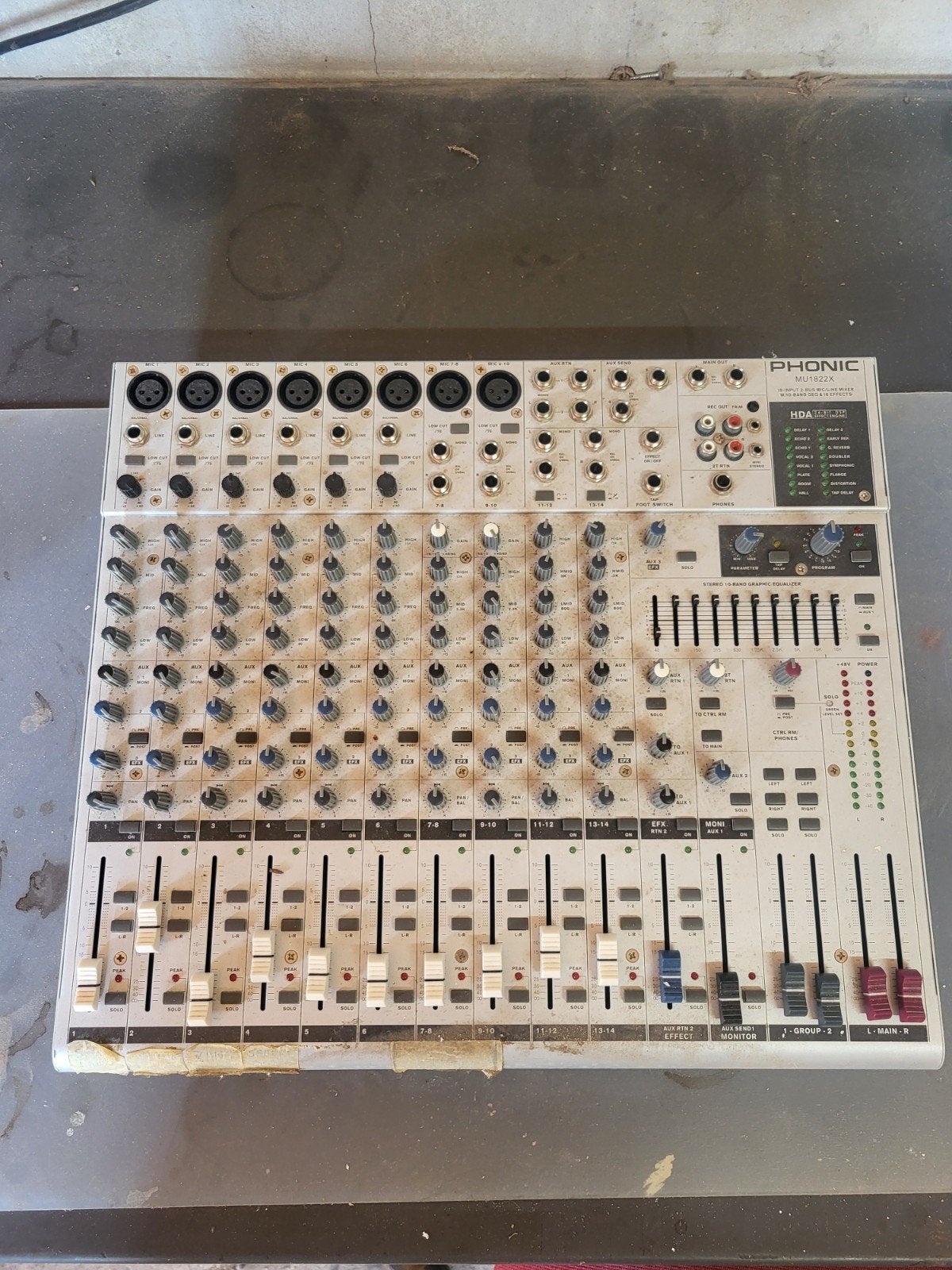 Phonic MU1822X Mengpaneel - 18-kanaals mixer met effecten, Muziek en Instrumenten, Ophalen of Verzenden, Gebruikt, 10 tot 20 kanalen