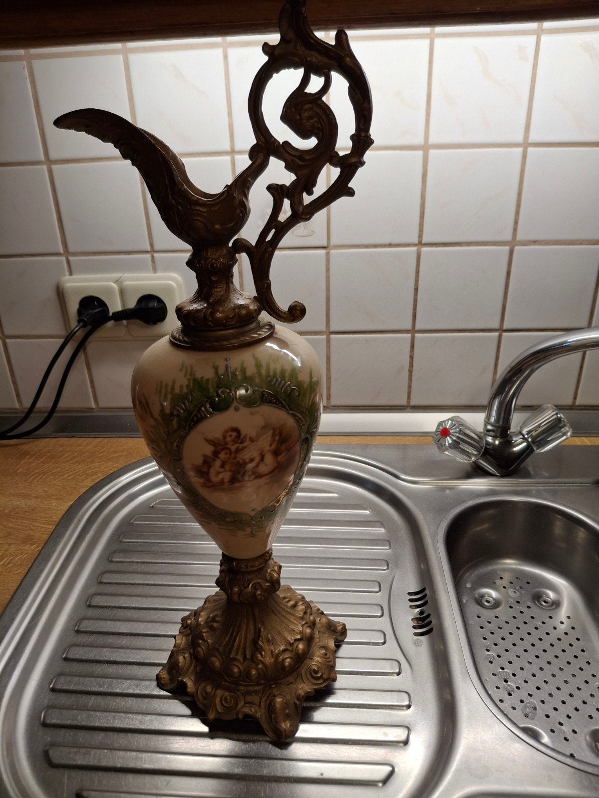 Koper  kan met opaline glas  hoogte  48cm, Antiek en Kunst, Antiek | Glas en Kristal, Ophalen