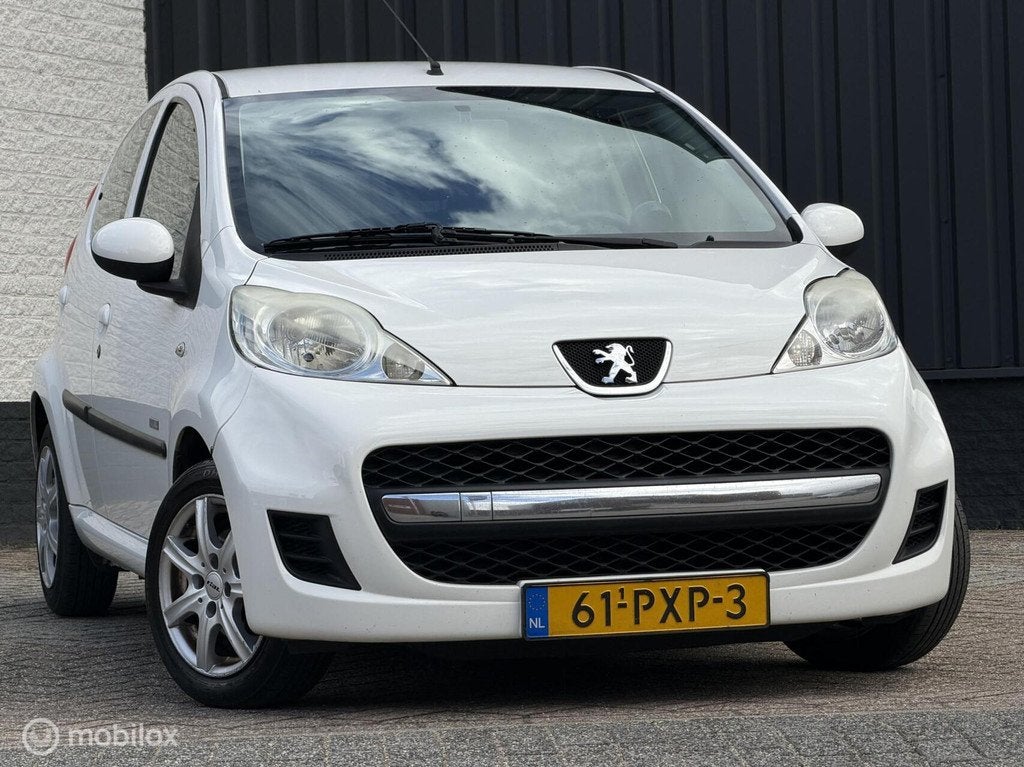 Peugeot 107 1.0-12V Millesim 200|NW APK|AIRCO|ELEKRAMEN, Voorwielaandrijving, Euro 5, Gebruikt, 4 stoelen