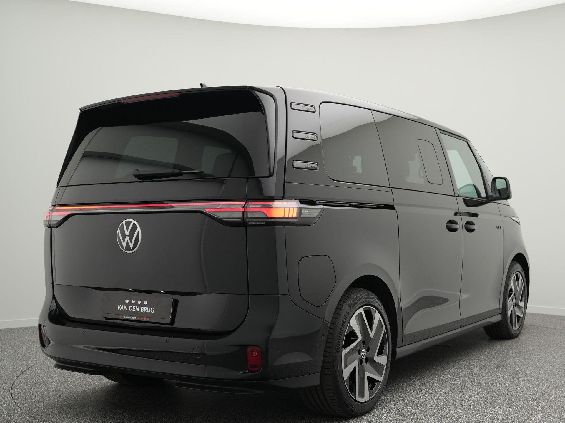 Volkswagen ID. Buzz GTX 4MOTION 79 kWh 340 PK | LED Matrix I, Auto's, Automaat, Zwart, ID.Buzz, Vierwielaandrijving