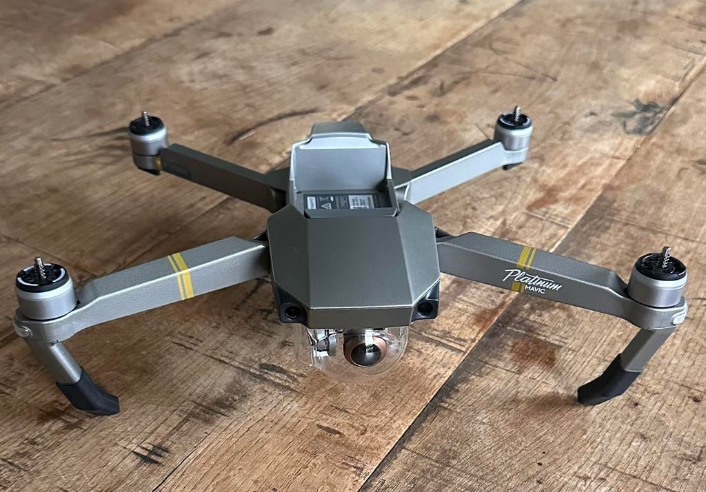 DJI Mavic Pro Platinum, 250 tot 900 gram, Return to Home, 5 tot 10 kilometer, Zo goed als nieuw