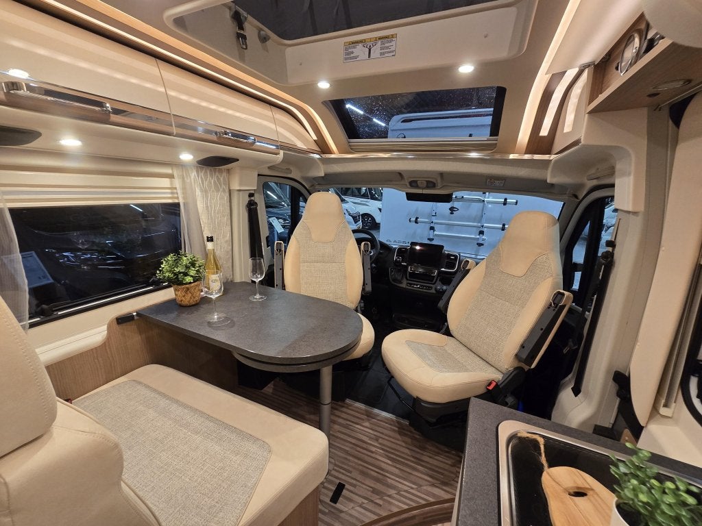Carthago Malibu Charming GT 640 LE RB Autom. Lithium 180PK, Caravans en Kamperen, Campers, Automaat, Ringverwarming, Malibu, Fiat