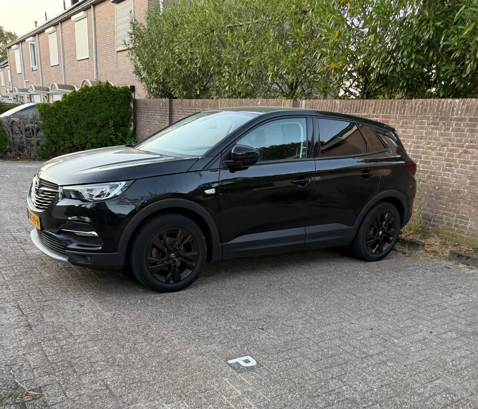 Opel Grandland X 1.2 Turbo 130pk S&S Aut 2021 Zwart, Auto's, Stof, 1199 cc, Zwart, 3 cilinders