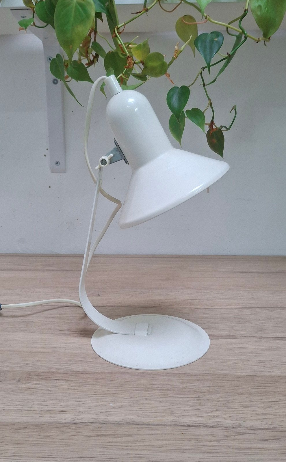 Witte vintage Vrieland confetti bureaulamp., Ophalen of Verzenden, Bureaulamp, Vintage