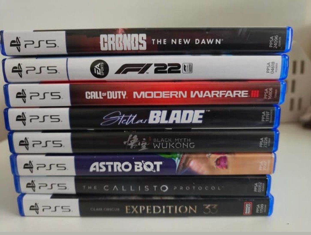 PS5 Games Collectie: Cronos, F1 22, CoD, Stellar Blade, Astr, Online, Vanaf 18 jaar, Overige genres, 1 speler