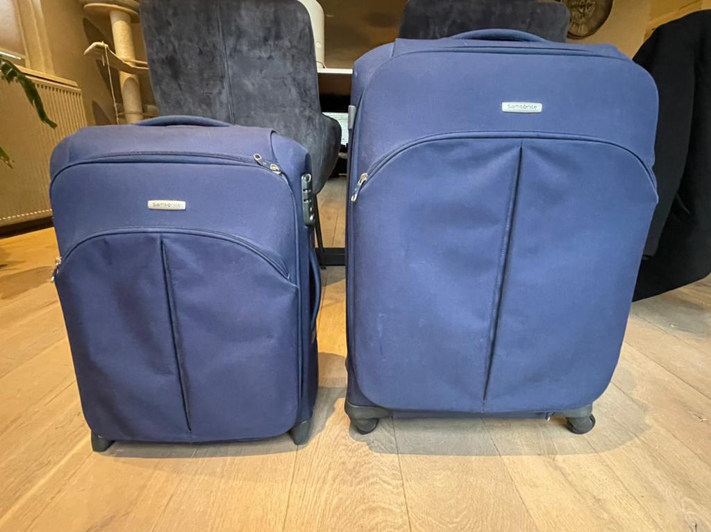 Set van 2 Samsonite koffers: groot en klein, Sieraden, Tassen en Uiterlijk, Koffers, Gebruikt, Zacht kunststof, 35 tot 45 cm, Uitschuifbare handgreep