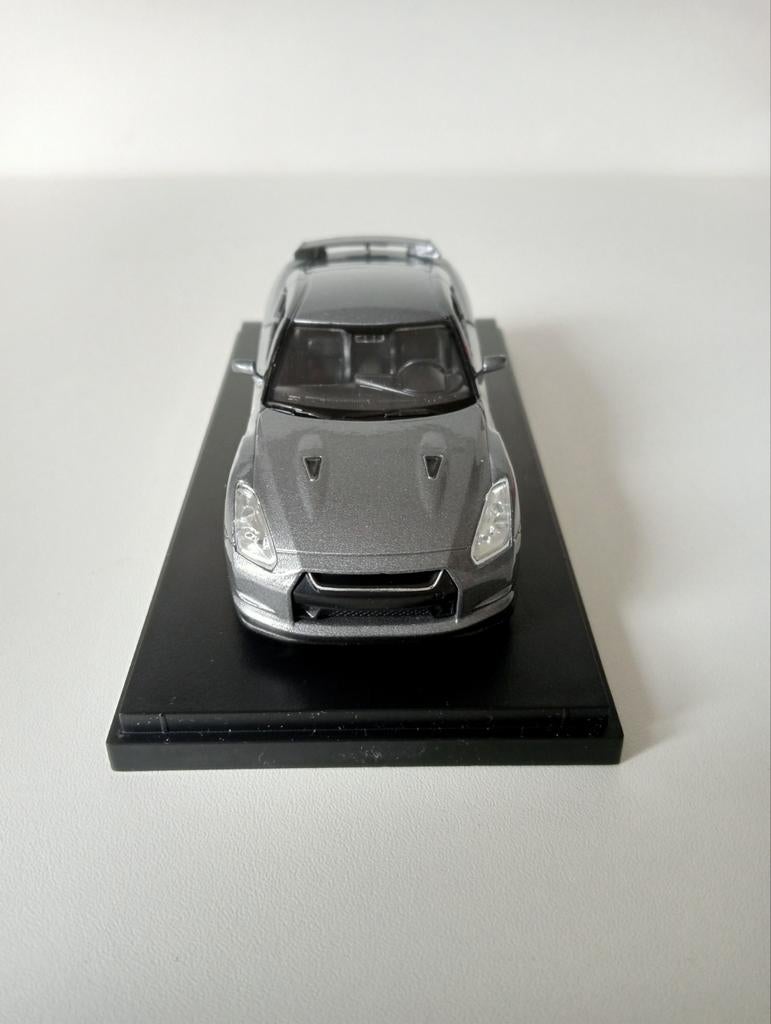 Nissan GT-R modelauto - Grijs - nieuw zeer zeldzaam, Hobby en Vrije tijd, Modelauto's | 1:43, Ophalen of Verzenden, Nieuw, Auto