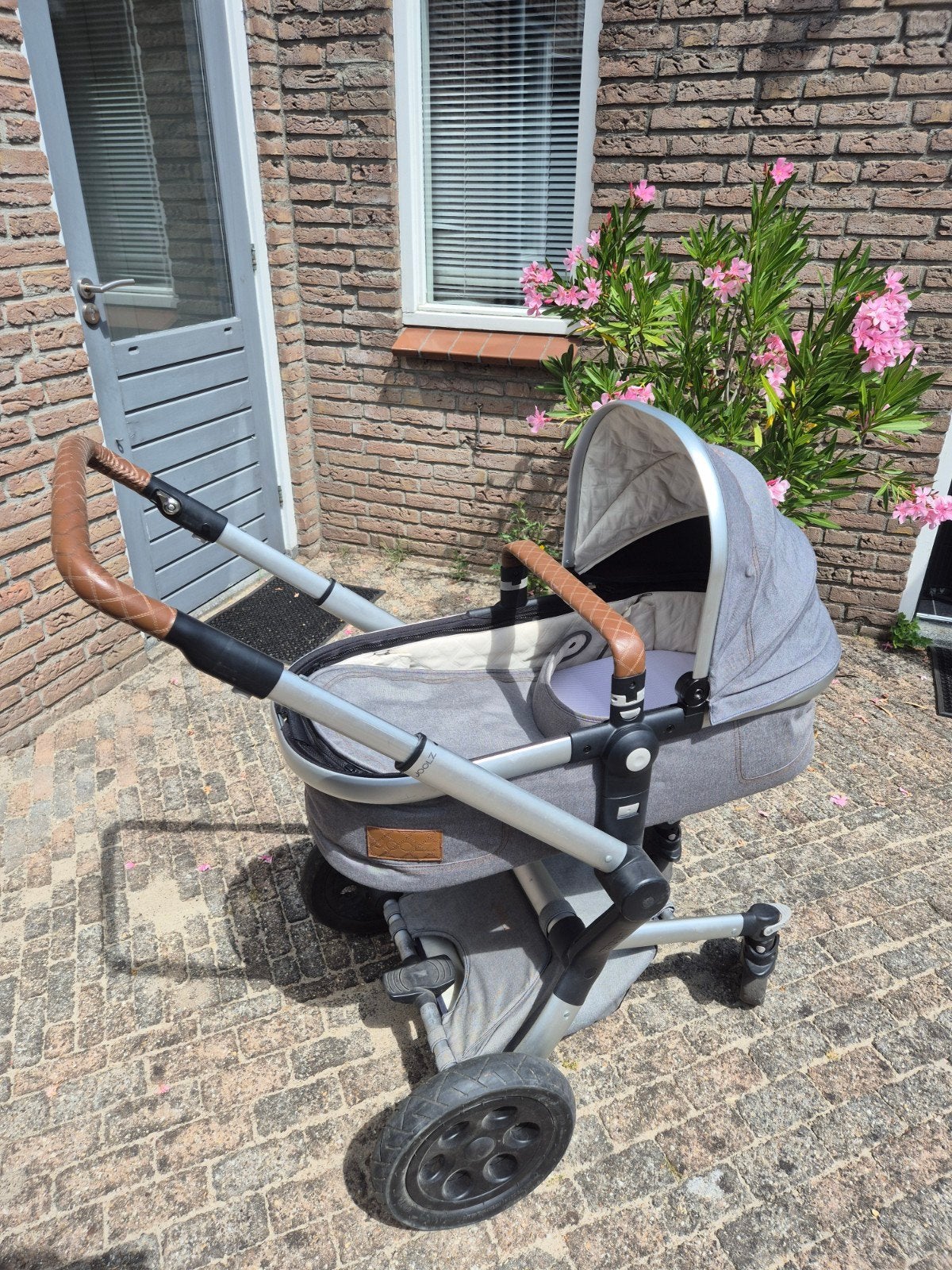 Joolz Day Kinderwagen Grijs - Complete Set, Kinderen en Baby's, Kinderwagens en Combinaties, Gebruikt, Verstelbare duwstang, Combiwagen