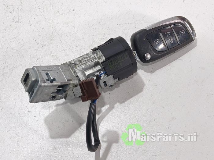 Kontaktslot + Sleutel van een Citroen DS3, Gebruikt, -, Ophalen of Verzenden, -