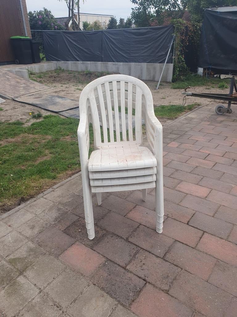 Tuinstoelen, Ophalen