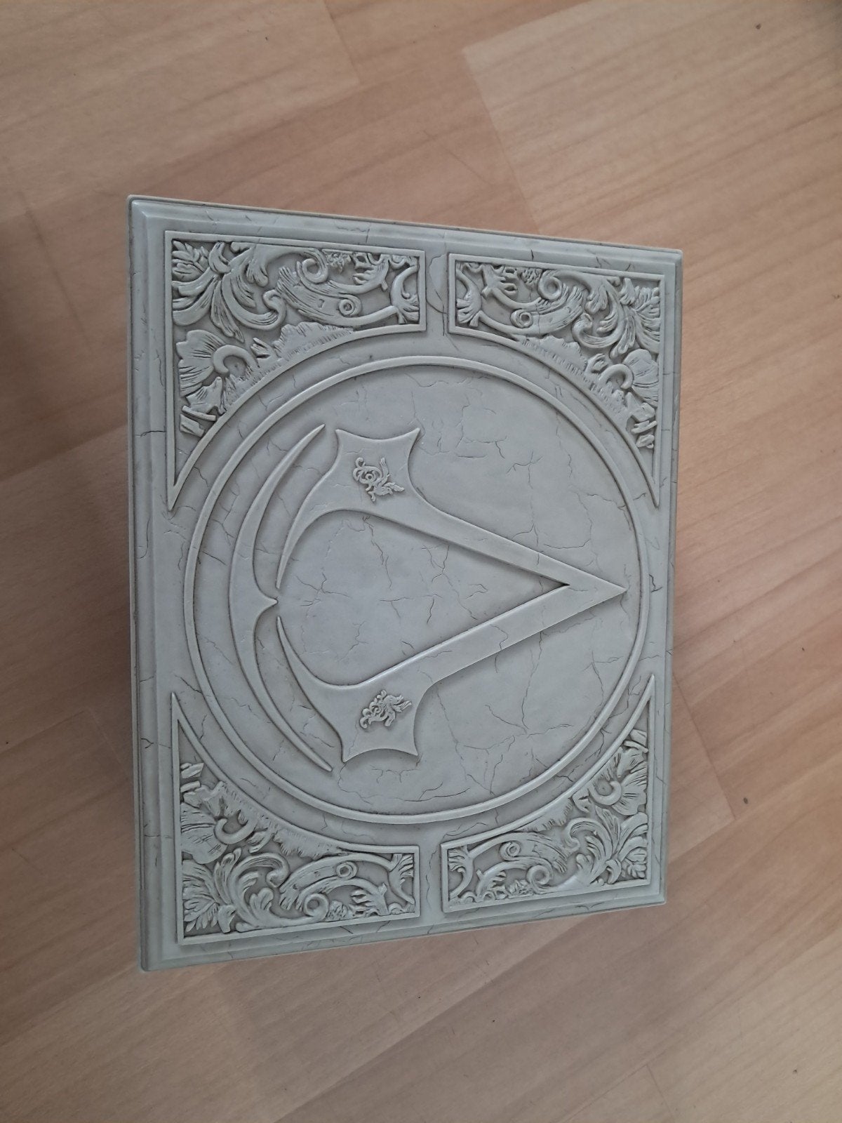 Assassin's Creed Collector's Edition Box met Boek, Ophalen of Verzenden, Zo goed als nieuw