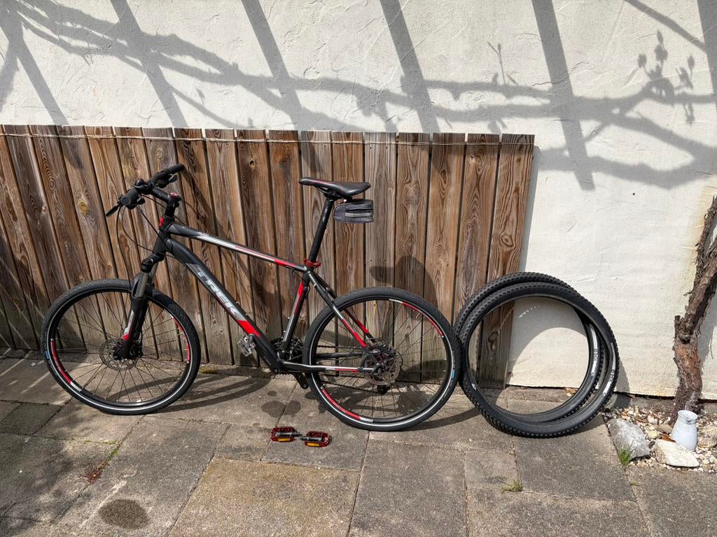 MTB Trek 4300, 45 tot 49 cm, Ophalen, Zo goed als nieuw, Trek