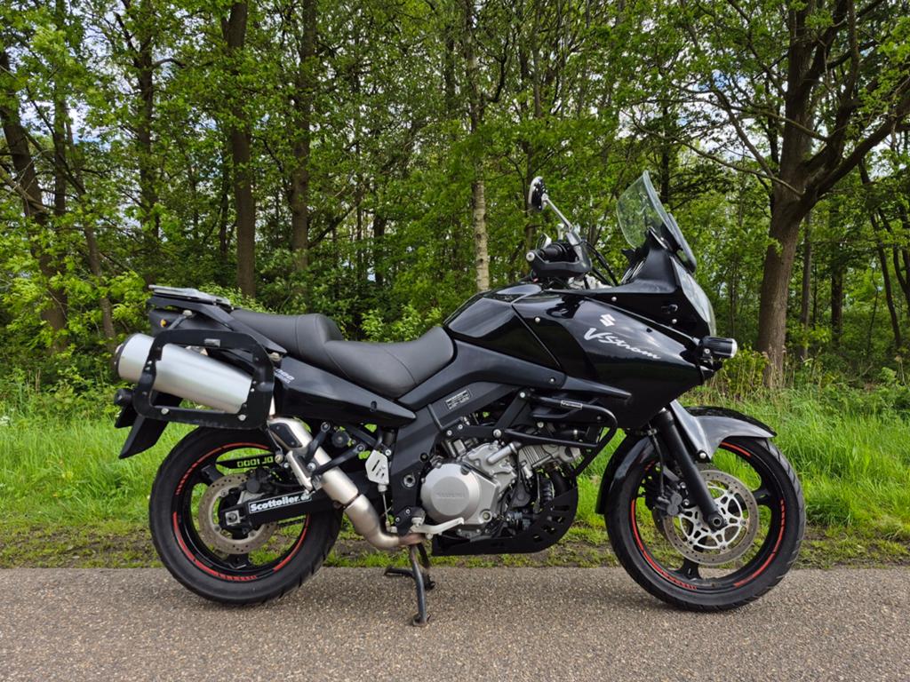 Suzuki DL1000 V-Strom, Motoren, 2 cilinders, Motorrijbewijs A, Gebruikt, Particulier