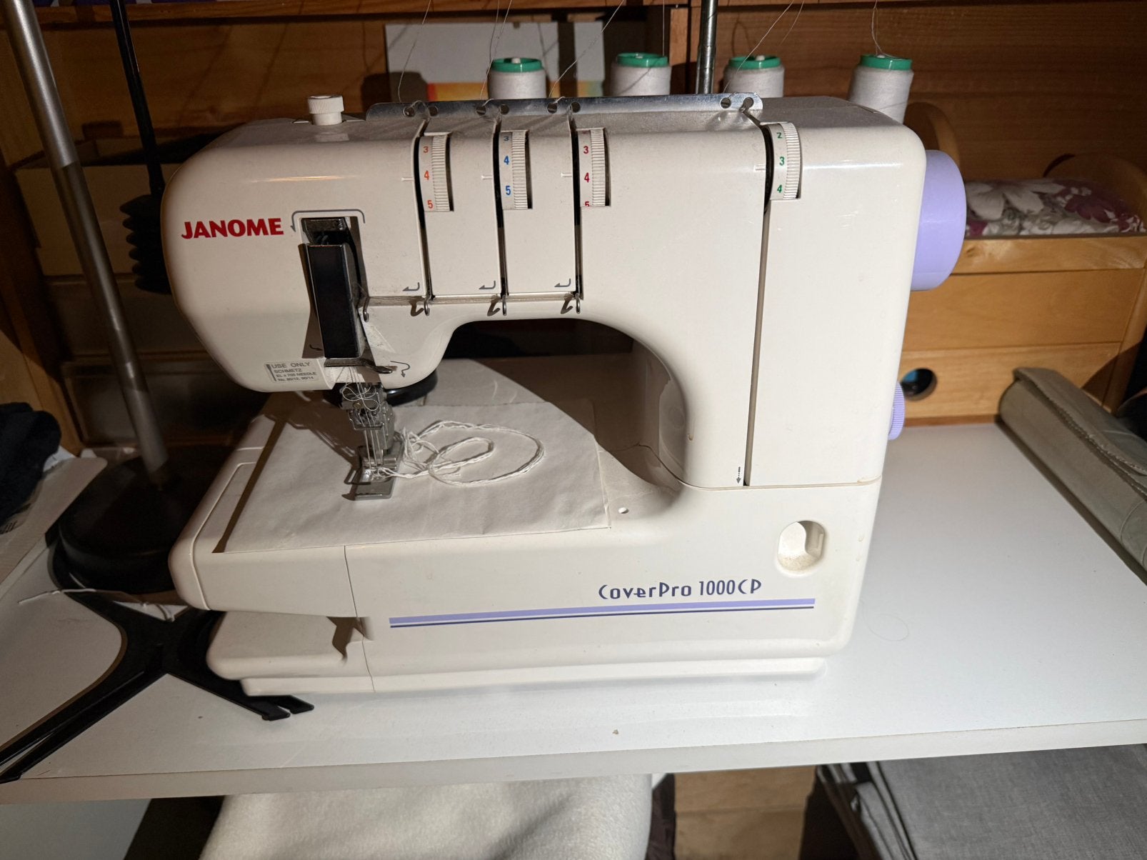 Janome CoverPro 1000CP coverlockmachine, Ophalen, Gebruikt, Lockmachine, Overige merken