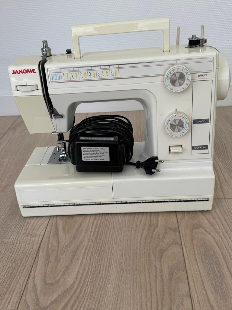 Janome m360 naaimachine, Ophalen of Verzenden, Zo goed als nieuw, Naaimachine, Overige merken